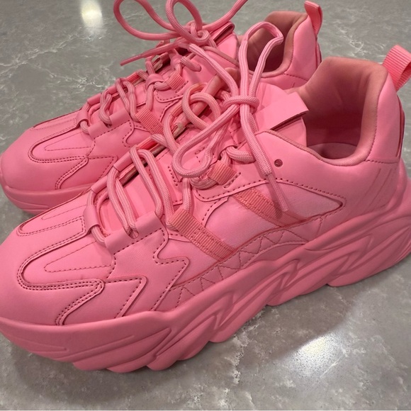 Madden Girl Shoes - Madden Girl Neon Barbie Pink Chunky Sneakers Size 9.5 Like New Faux Leather